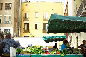 Apartamentos La Guarida 1820