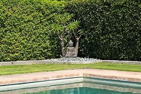 Tranquilo 3 Bedroom Home by RedAwning