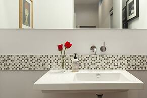 Tranquilo 3 Bedroom Home by RedAwning