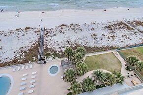 Ocean House 1904 2 Bedroom Condo by RedAwning