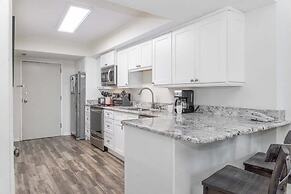 Ocean House 1904 2 Bedroom Condo by RedAwning