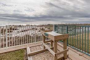 Ocean House 1904 2 Bedroom Condo by RedAwning