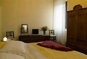 Ada Bed and Breakfast