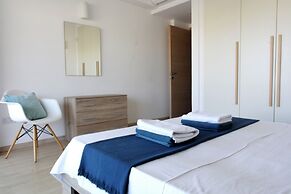 Eden Beach Apartments