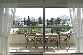 Eden Beach Apartments