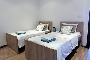 Eden Beach Apartments