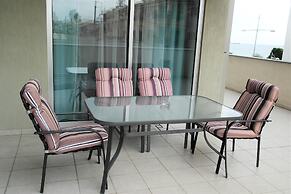 Eden Beach Apartments