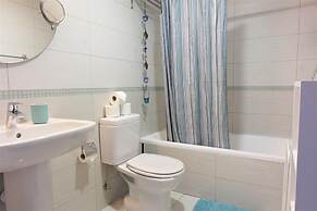 Eden Beach Apartments