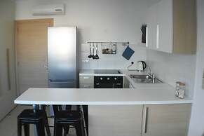 Eden Beach Apartments