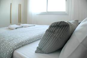 Eden Beach Apartments