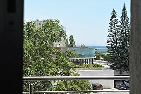 Eden Beach Apartments