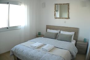 Eden Beach Apartments