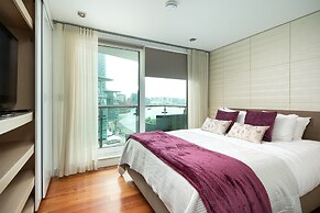 River view Luxury 3bed flat with views