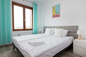 Royal Palace Elegant Apartment