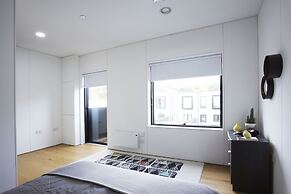 Stylish modern home in Manchester city centre with parking