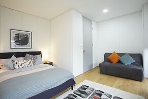 Stylish modern home in Manchester city centre with parking