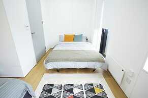 Stylish modern home in Manchester city centre with parking