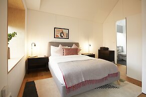 Stylish modern home in Manchester city centre with parking