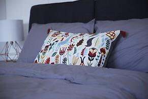 Stylish modern home in Manchester city centre with parking