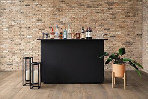 Surety Hotel, Autograph Collection