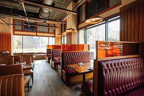 Surety Hotel, Autograph Collection