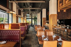 Surety Hotel, Autograph Collection