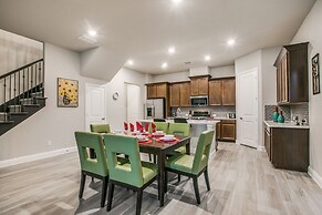 Beautiful furnished 3 bedroom Allen Home