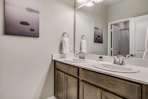 Beautiful furnished 3 bedroom Allen Home