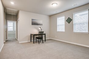 Beautiful furnished 3 bedroom Allen Home