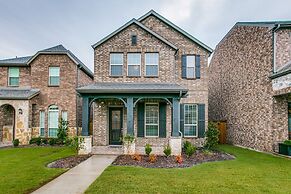 Beautiful furnished 3 bedroom Allen Home