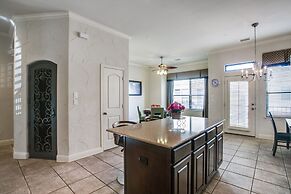 Beautifully furnished TownHome at shops