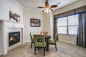Beautifully furnished TownHome at shops