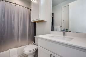 Upscale 2 bedroom Dallas TownHome