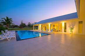 Luxury Modern 4 BR Pool Villa - PH111