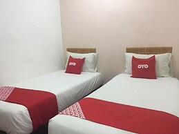OYO 89671 Changlun Star Motel