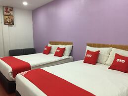 OYO 89671 Changlun Star Motel