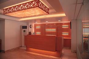 Park Avenue Suites