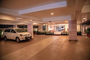 Park Avenue Suites