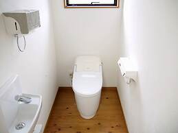 Amami Shimahaku Aikana