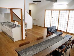 Amami Shimahaku Aikana