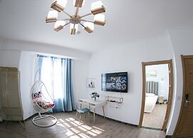 Oasis Boutique House