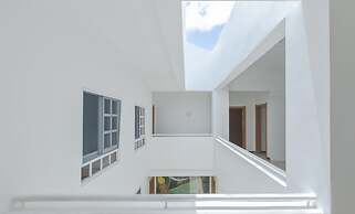 Oasis Boutique House