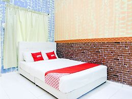 OYO 89684 Mawaddah Inn Stay