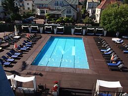 Maloves SPA & Resort