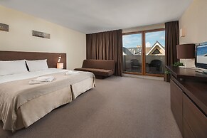 Maloves SPA & Resort