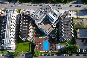 Maloves SPA & Resort