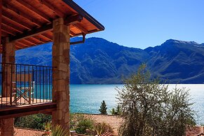 Relax Hotel La Gardenia & Villa Oleandra