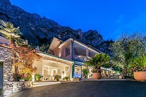 Relax Hotel La Gardenia & Villa Oleandra