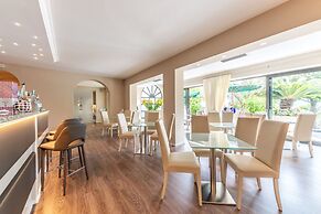 Relax Hotel La Gardenia & Villa Oleandra