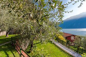 Relax Hotel La Gardenia & Villa Oleandra